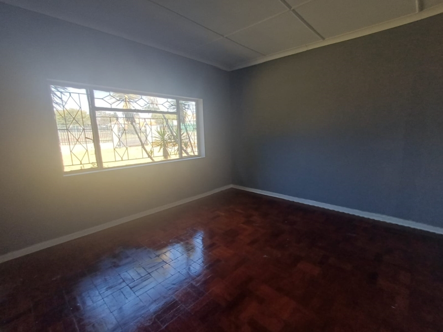 To Let 1 Bedroom Property for Rent in Discovery Gauteng