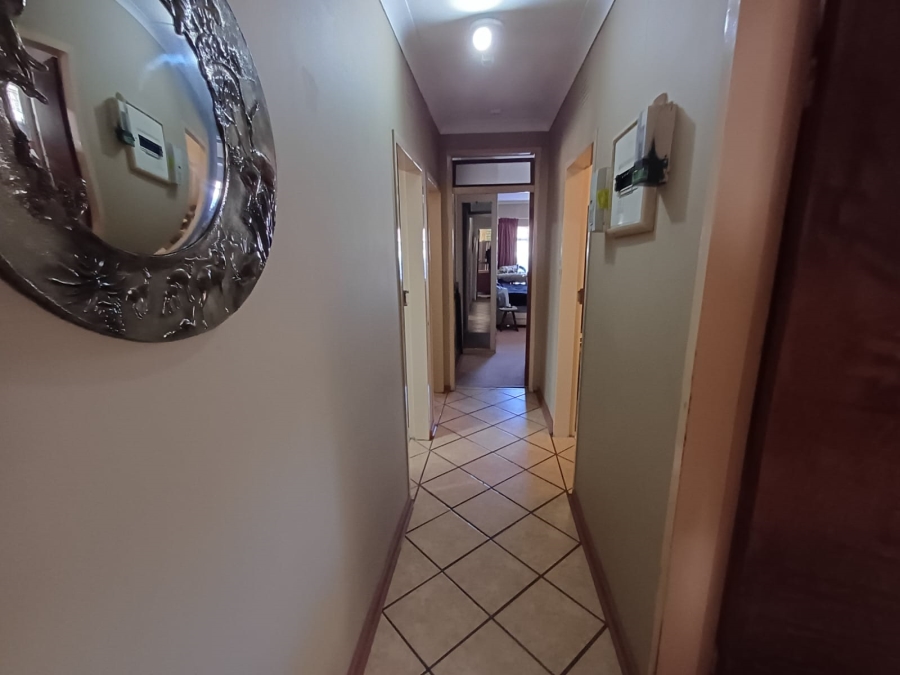 3 Bedroom Property for Sale in Sonland Park Gauteng