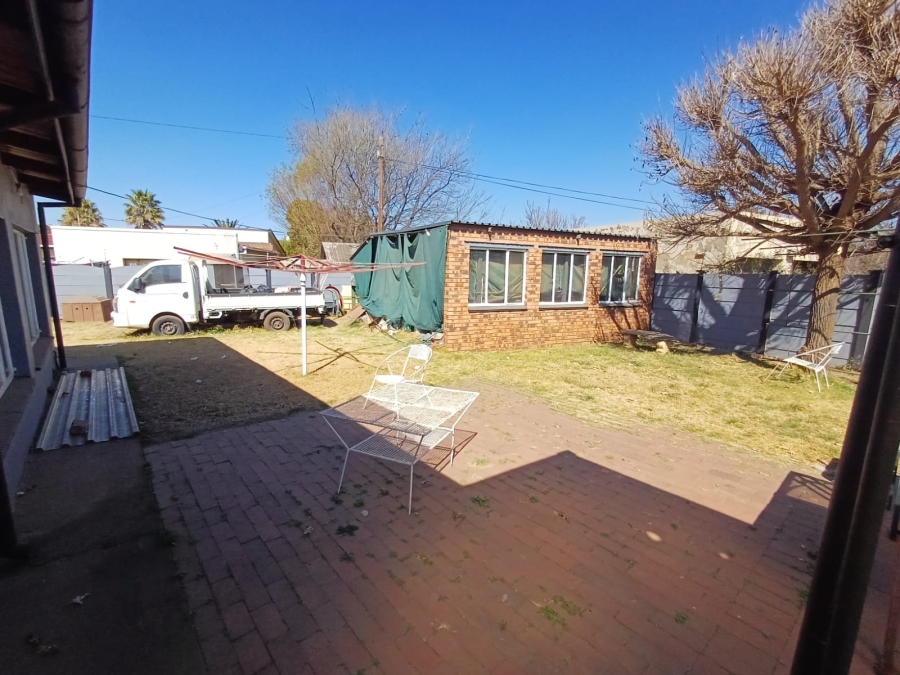 3 Bedroom Property for Sale in Sonland Park Gauteng