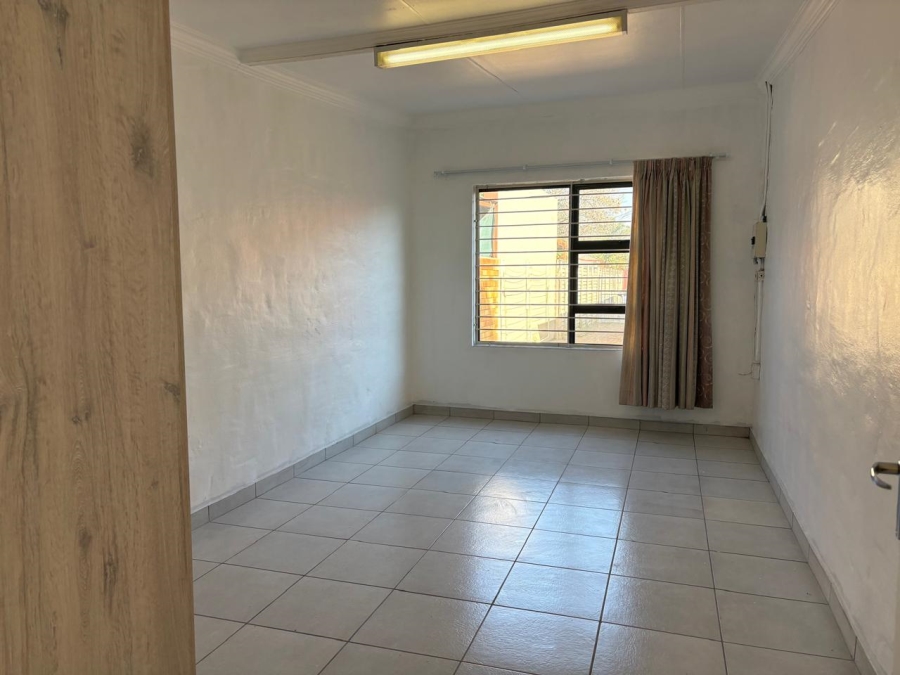 To Let 2 Bedroom Property for Rent in Villieria Gauteng