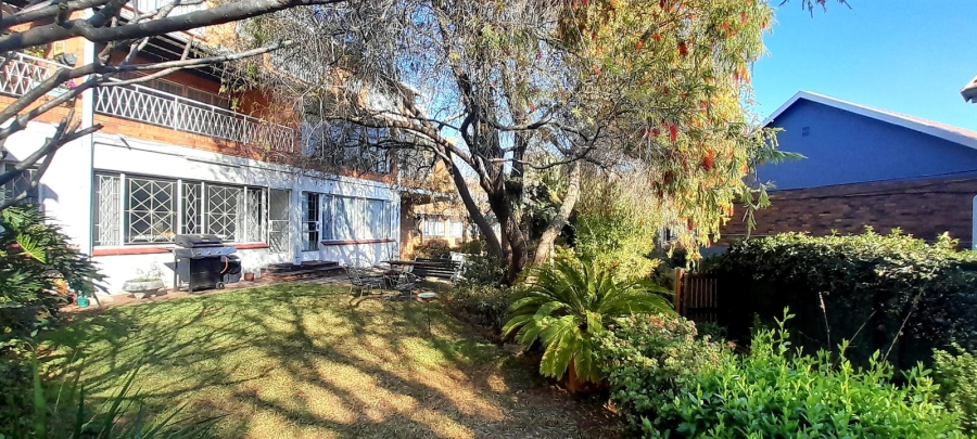 2 Bedroom Property for Sale in Robindale Gauteng