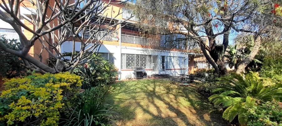 2 Bedroom Property for Sale in Robindale Gauteng