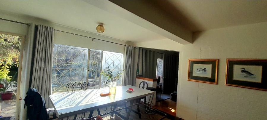 2 Bedroom Property for Sale in Robindale Gauteng