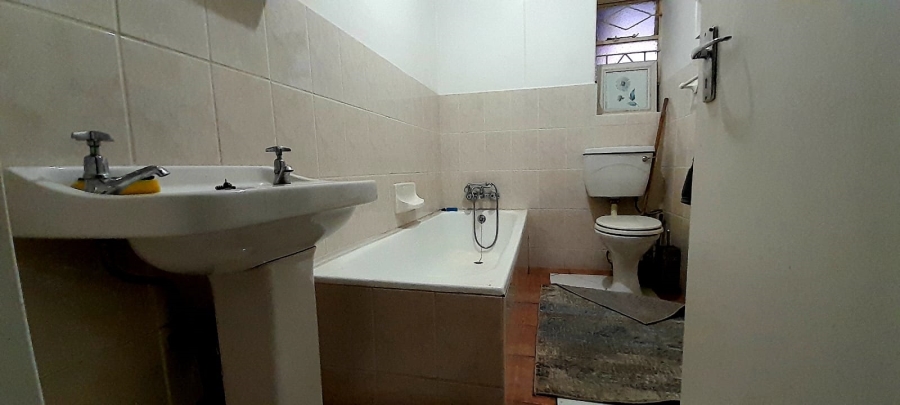 2 Bedroom Property for Sale in Robindale Gauteng
