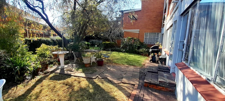 2 Bedroom Property for Sale in Robindale Gauteng