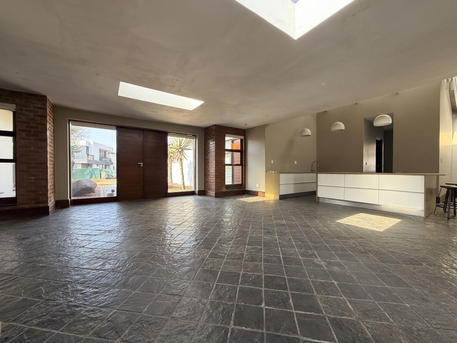 4 Bedroom Property for Sale in Serengeti Lifestyle Estate Gauteng