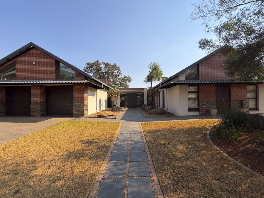 4 Bedroom Property for Sale in Serengeti Lifestyle Estate Gauteng