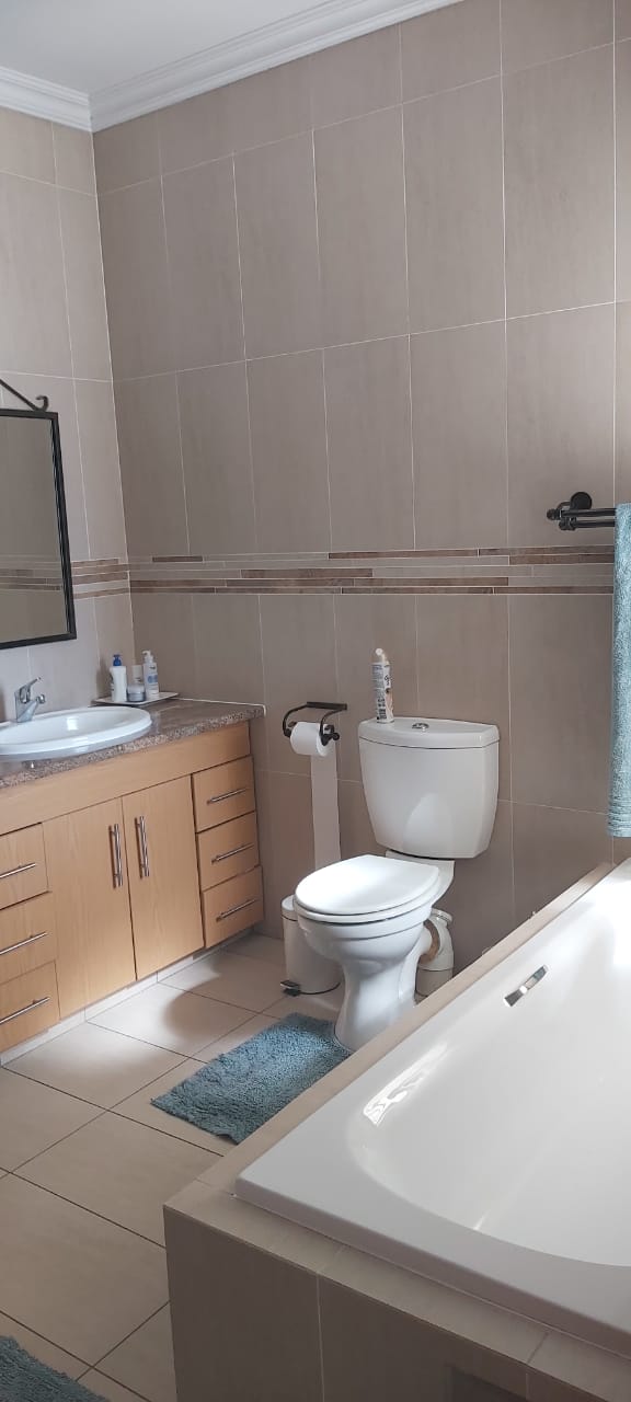 To Let 3 Bedroom Property for Rent in Elma Park Gauteng
