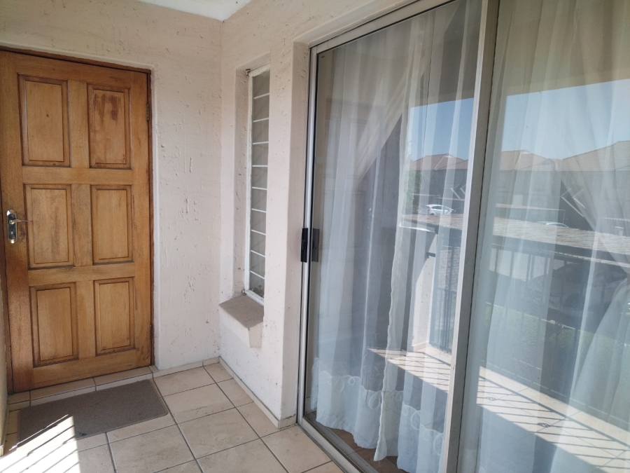 2 Bedroom Property for Sale in Parkrand Gauteng