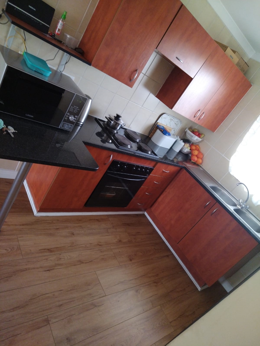 2 Bedroom Property for Sale in Parkrand Gauteng