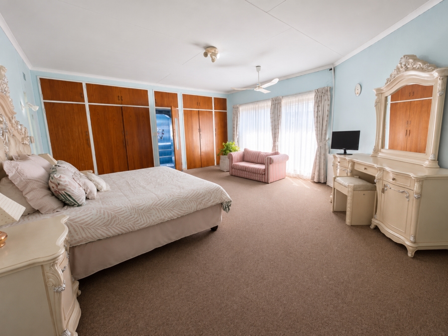 5 Bedroom Property for Sale in De Deur Gauteng