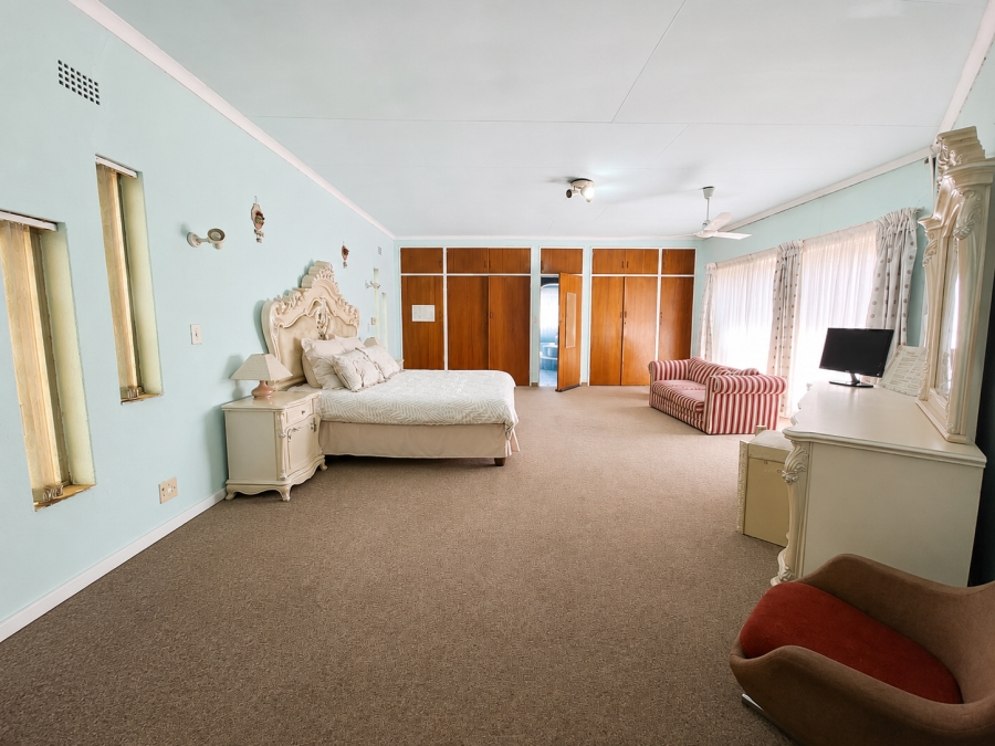 5 Bedroom Property for Sale in De Deur Gauteng