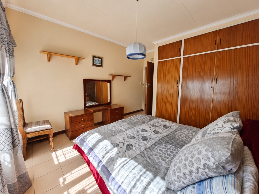 5 Bedroom Property for Sale in De Deur Gauteng
