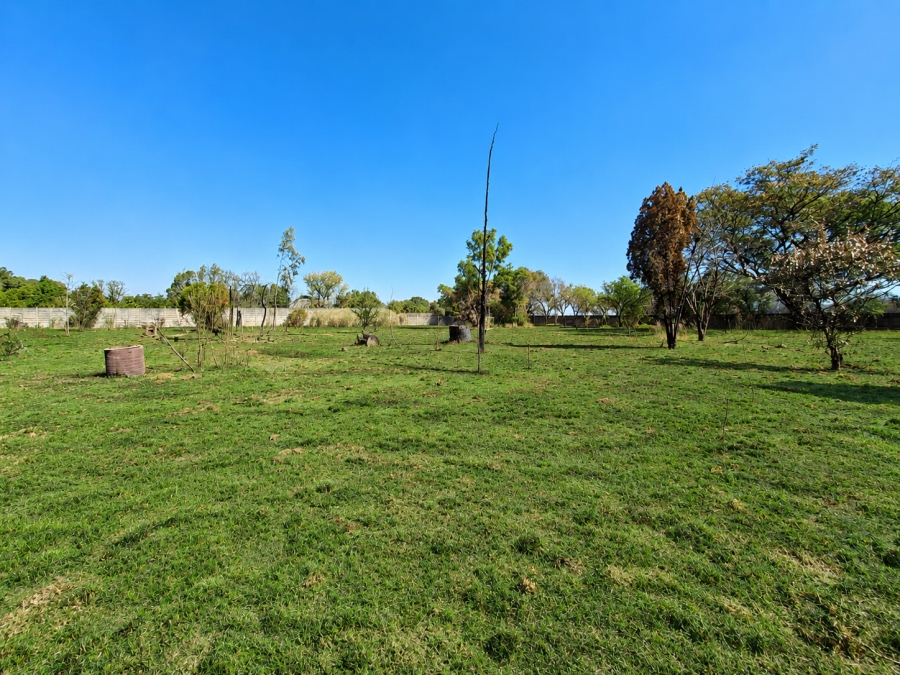 5 Bedroom Property for Sale in De Deur Gauteng