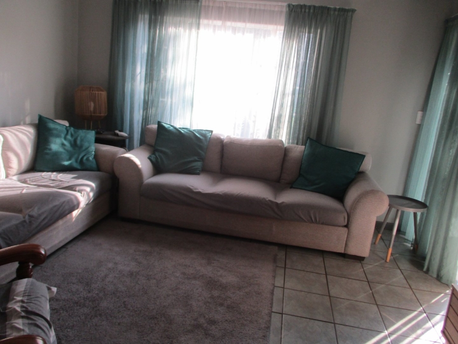 3 Bedroom Property for Sale in Annlin Gauteng