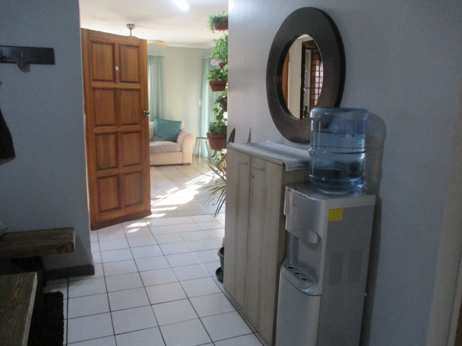 3 Bedroom Property for Sale in Annlin Gauteng