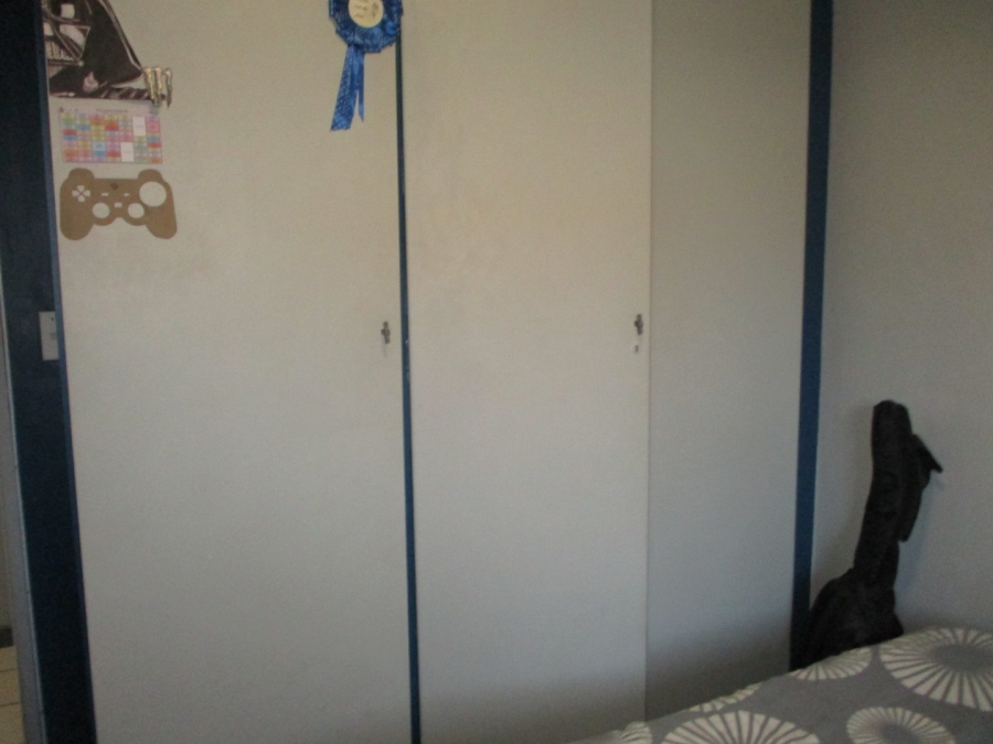 3 Bedroom Property for Sale in Annlin Gauteng