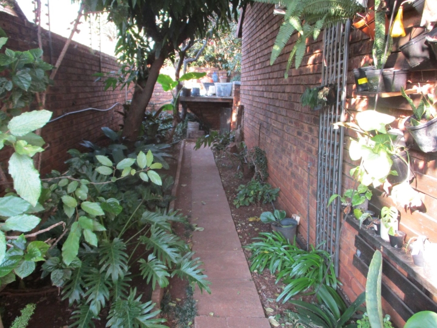 3 Bedroom Property for Sale in Annlin Gauteng
