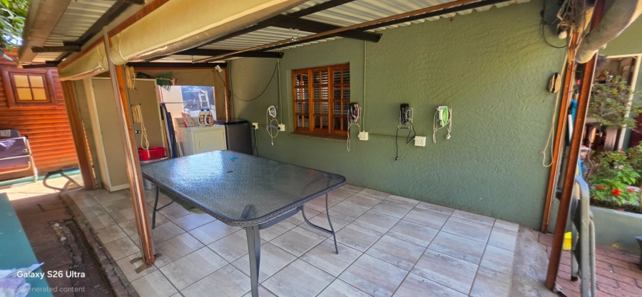 3 Bedroom Property for Sale in Sinoville Gauteng