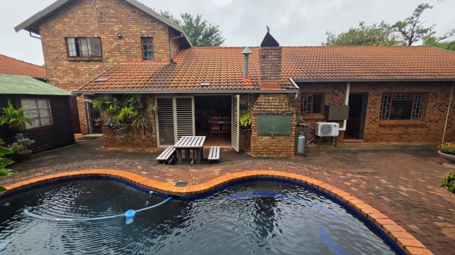 4 Bedroom Property for Sale in Doornpoort Gauteng