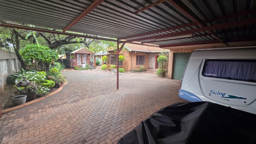 4 Bedroom Property for Sale in Doornpoort Gauteng