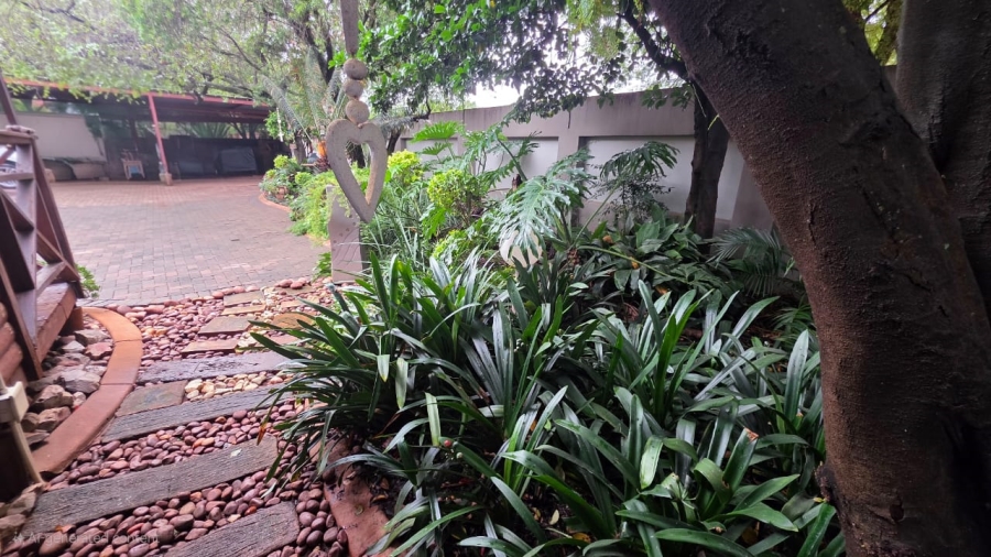 4 Bedroom Property for Sale in Doornpoort Gauteng