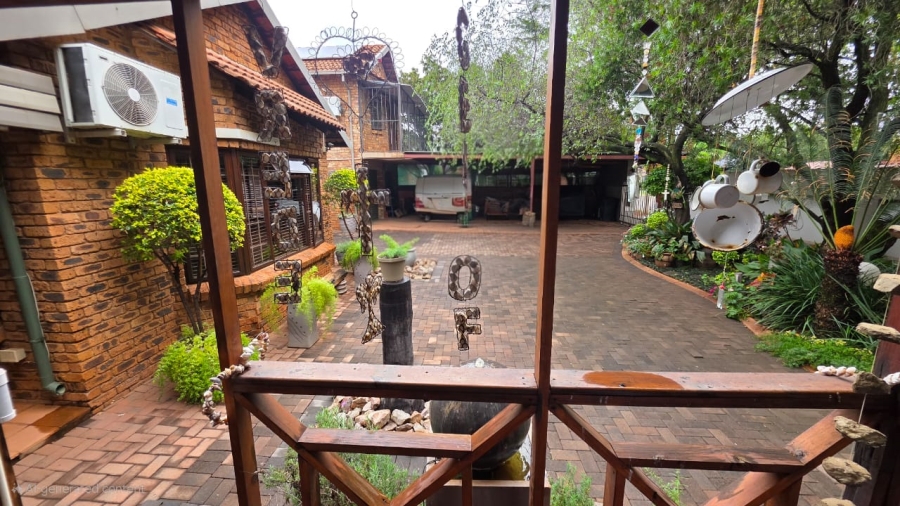 4 Bedroom Property for Sale in Doornpoort Gauteng