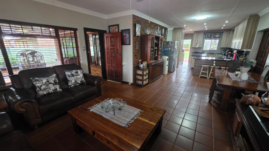 4 Bedroom Property for Sale in Doornpoort Gauteng