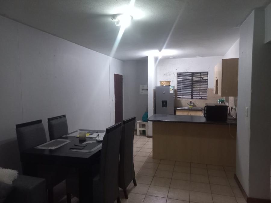 2 Bedroom Property for Sale in Doreg A H Gauteng