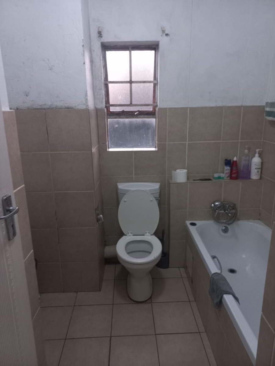 2 Bedroom Property for Sale in Doreg A H Gauteng
