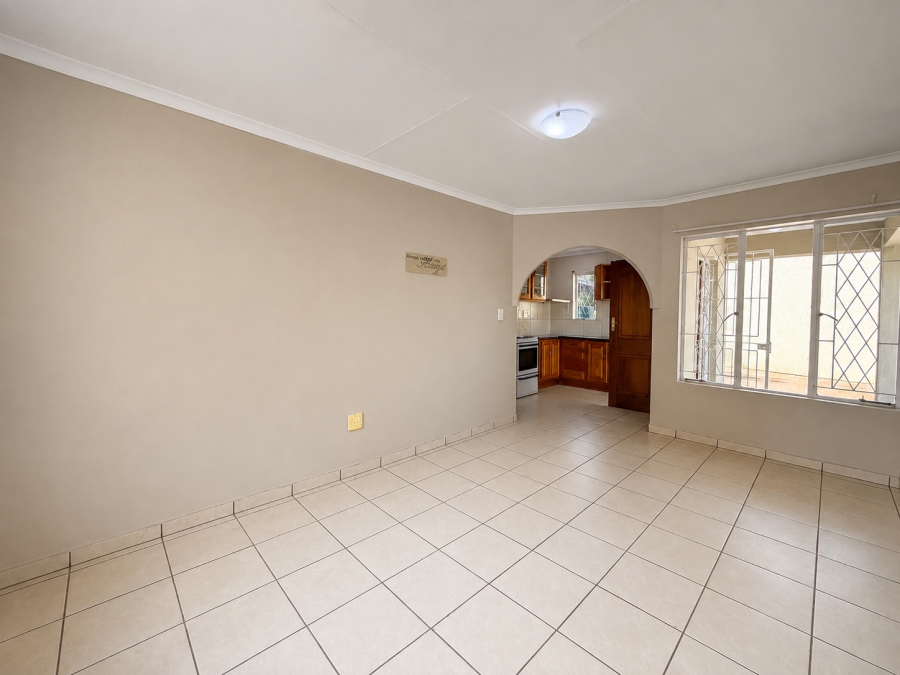 To Let 3 Bedroom Property for Rent in Lombardy East Gauteng