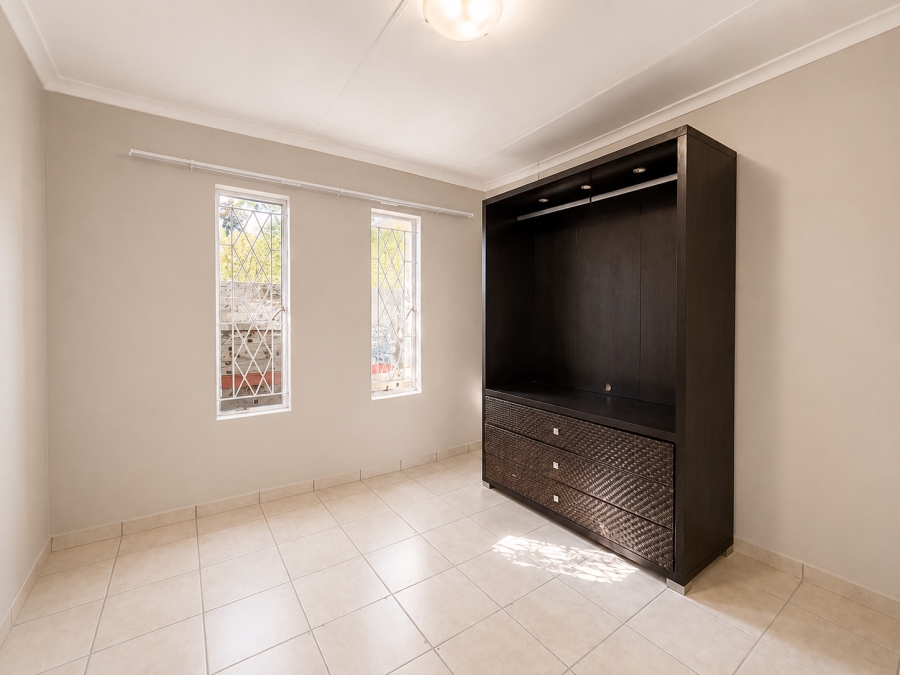To Let 3 Bedroom Property for Rent in Lombardy East Gauteng