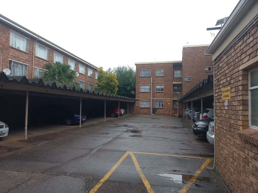 2 Bedroom Property for Sale in Pretoria North Gauteng