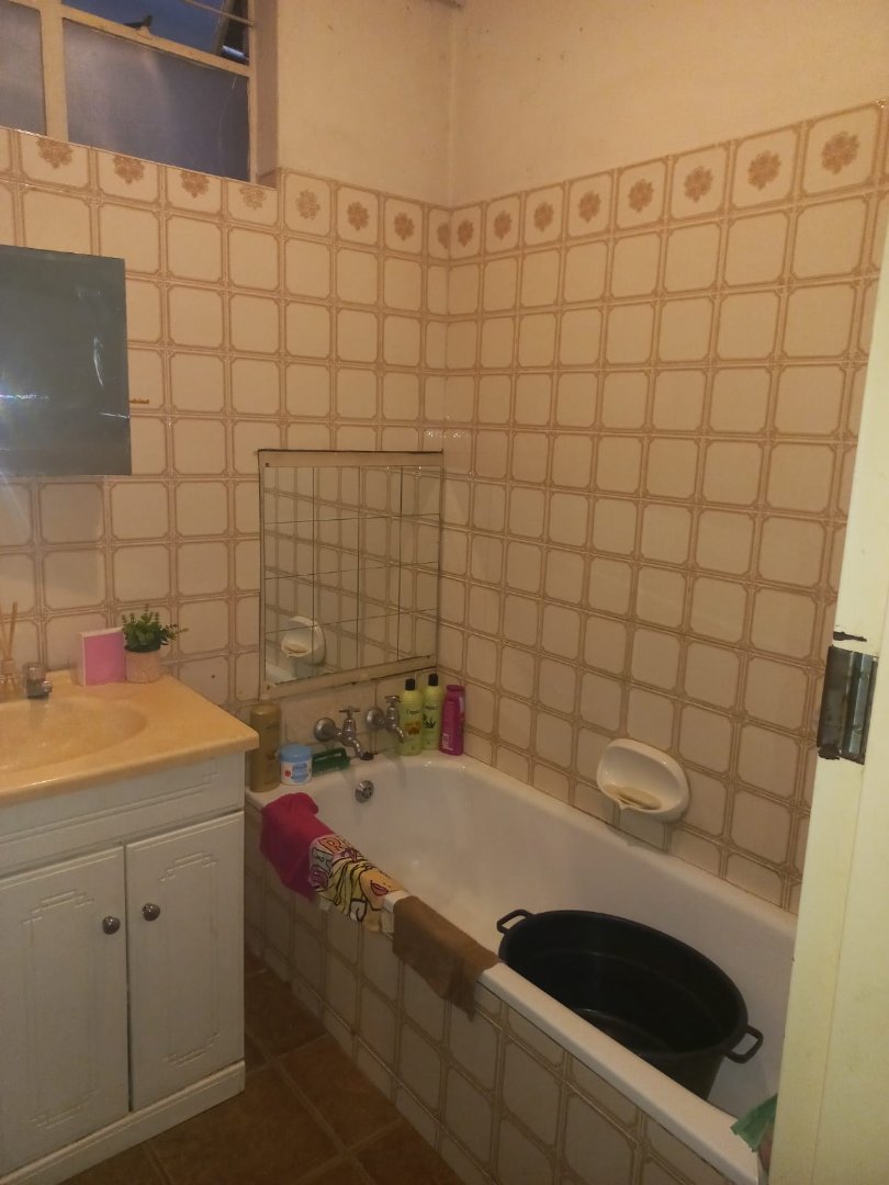 2 Bedroom Property for Sale in Pretoria North Gauteng
