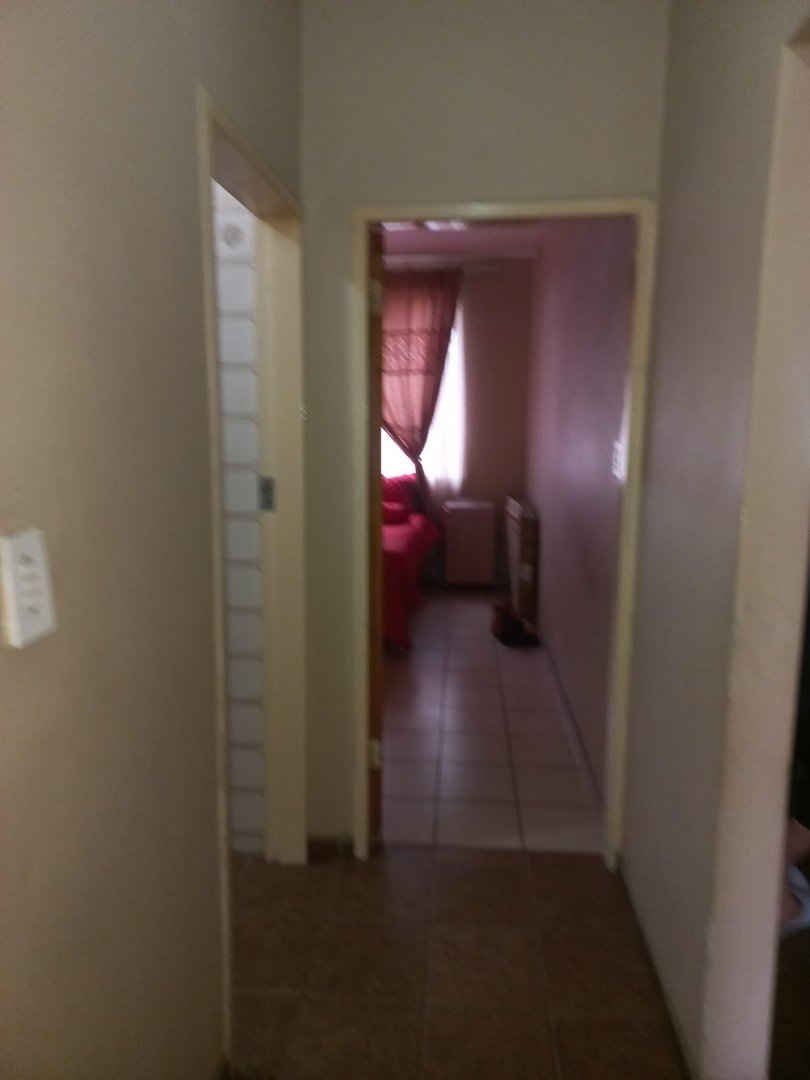 2 Bedroom Property for Sale in Pretoria North Gauteng