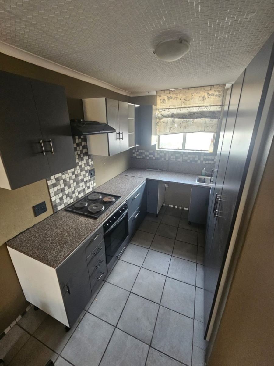2 Bedroom Property for Sale in Wonderboom South Gauteng