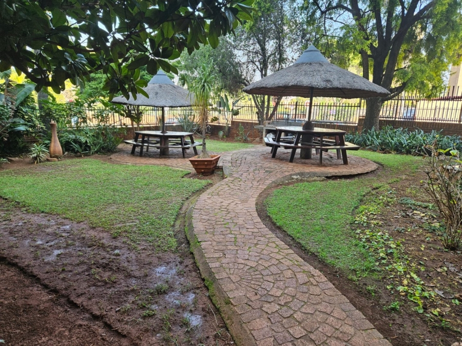 2 Bedroom Property for Sale in Wonderboom South Gauteng