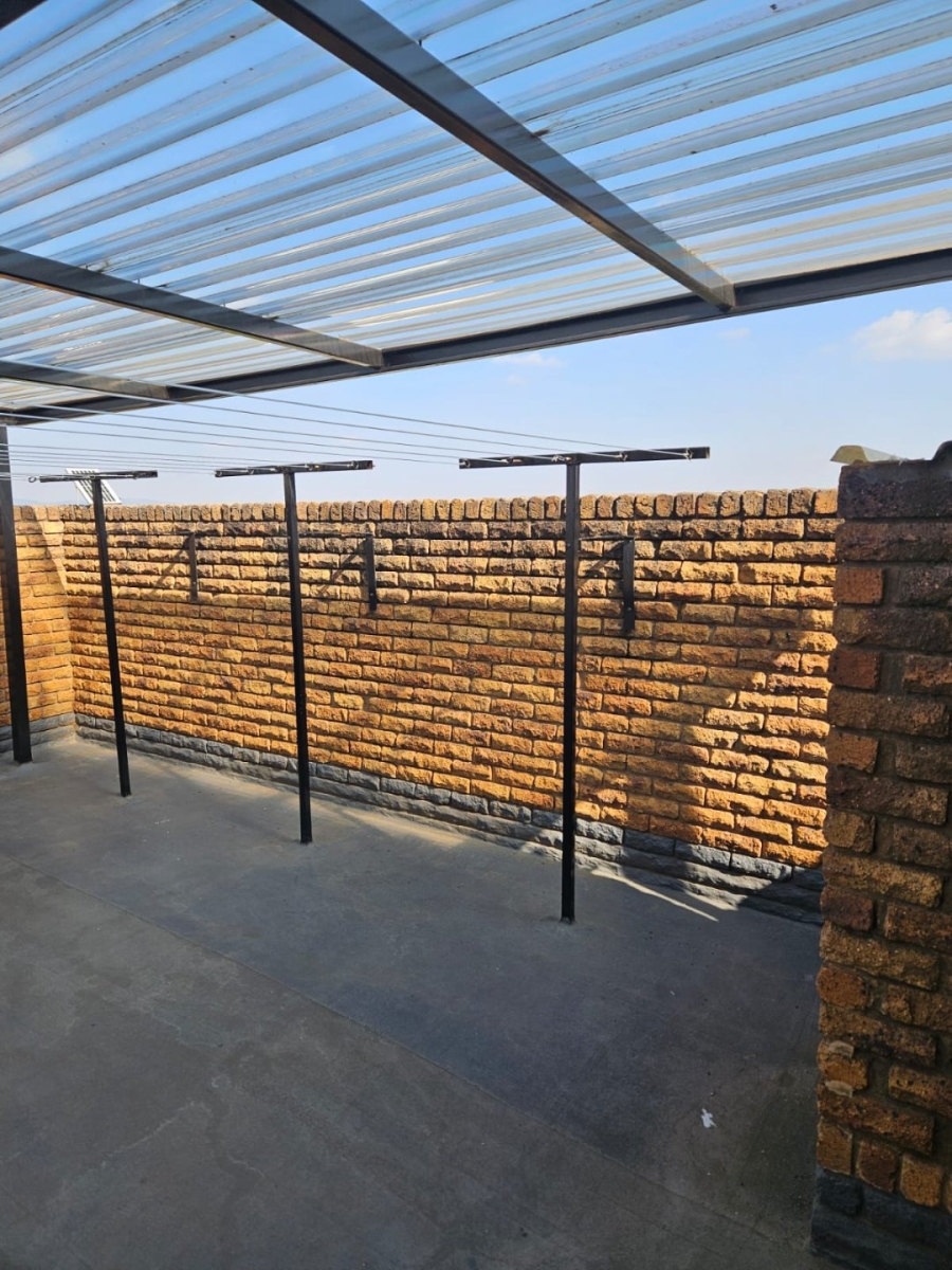 2 Bedroom Property for Sale in Wonderboom South Gauteng