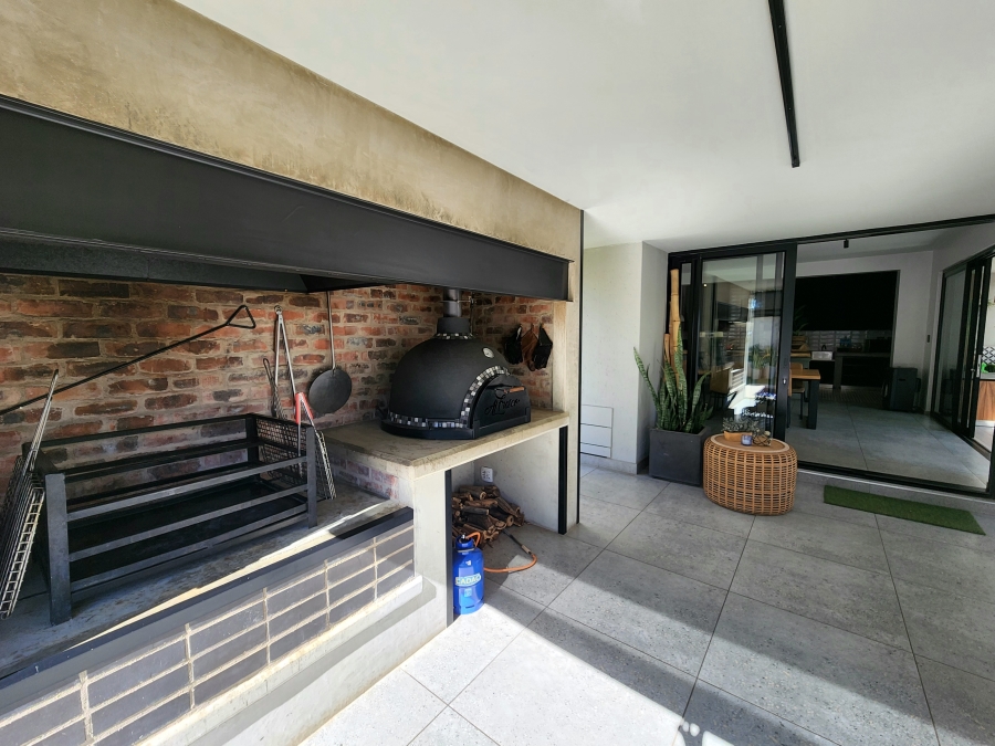 4 Bedroom Property for Sale in Sable Hills Gauteng