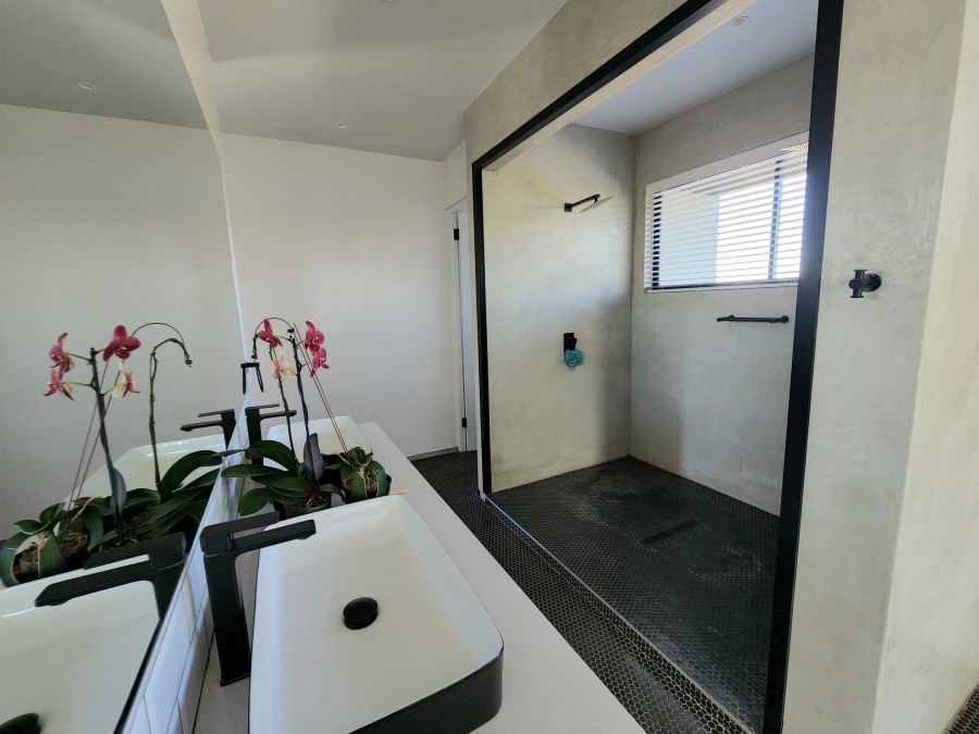 4 Bedroom Property for Sale in Sable Hills Gauteng