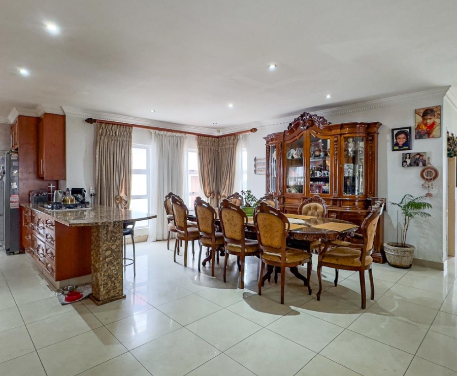 10 Bedroom Property for Sale in Waterkloof Ridge Gauteng