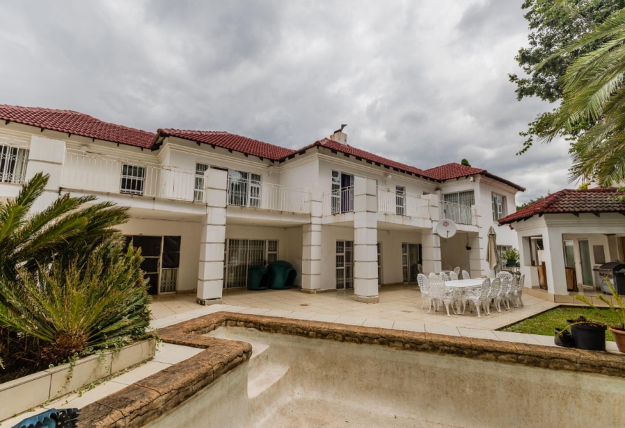10 Bedroom Property for Sale in Waterkloof Ridge Gauteng