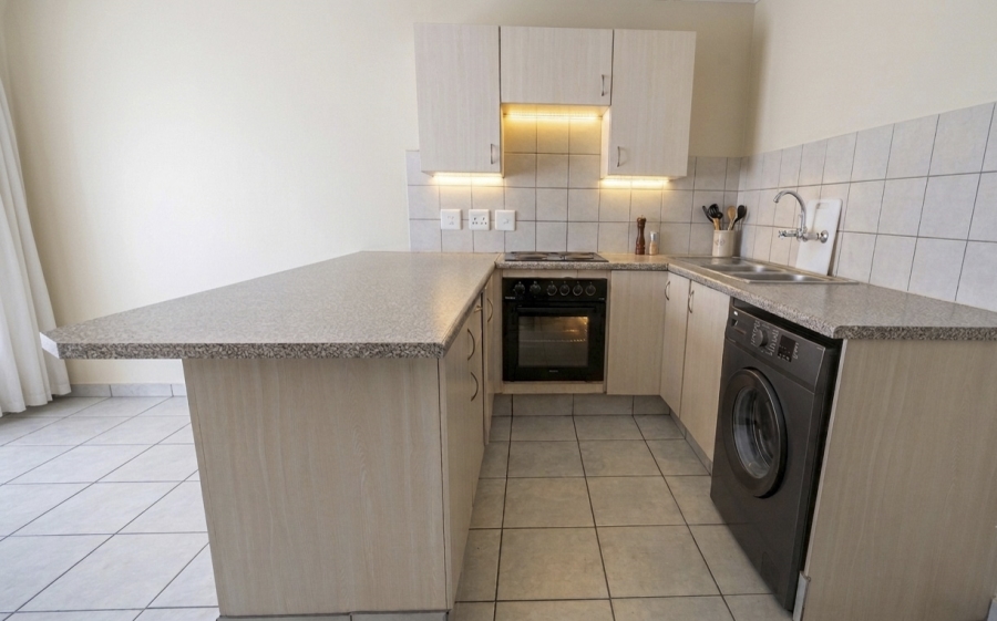 1 Bedroom Property for Sale in Grand Central Gauteng