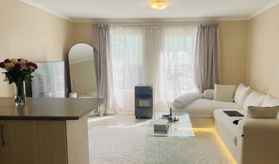 1 Bedroom Property for Sale in Grand Central Gauteng