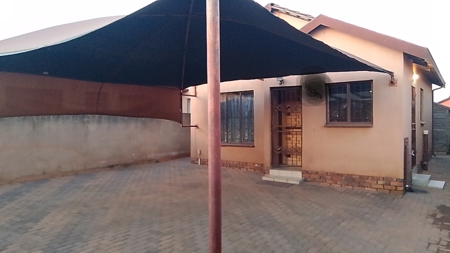 2 Bedroom Property for Sale in Soshanguve East Gauteng