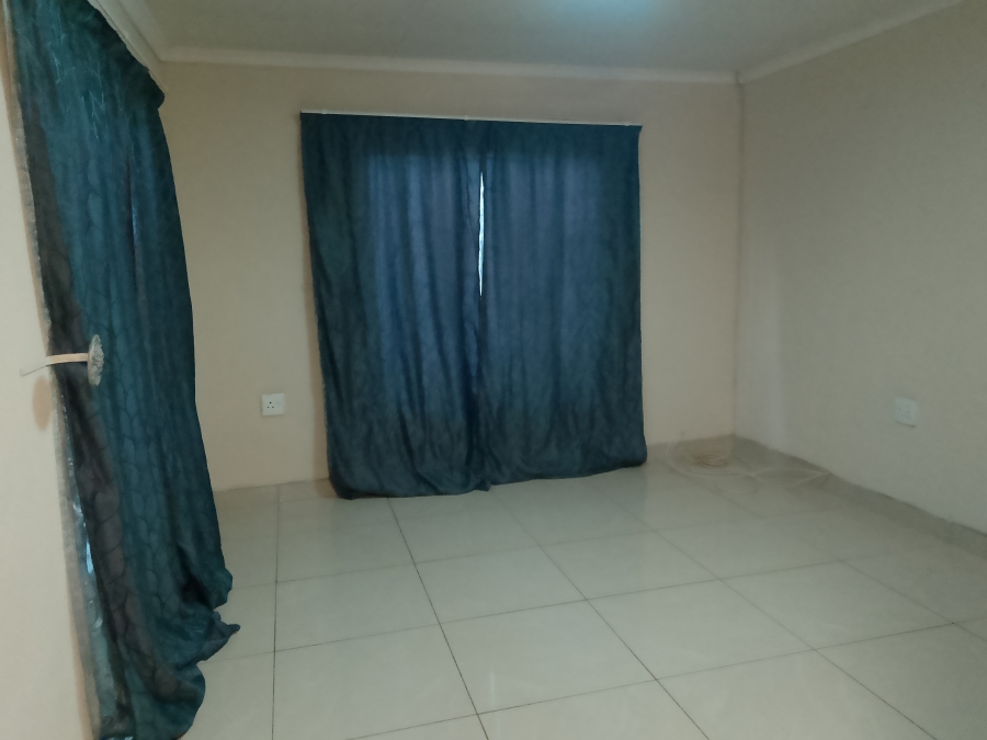 2 Bedroom Property for Sale in Soshanguve East Gauteng