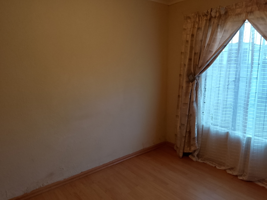 2 Bedroom Property for Sale in Soshanguve East Gauteng