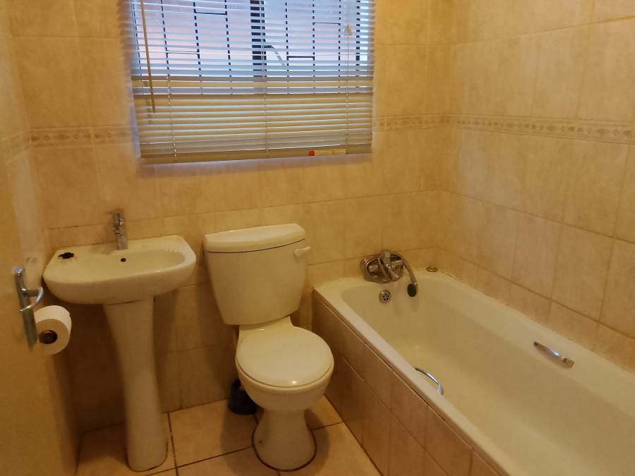 2 Bedroom Property for Sale in Soshanguve East Gauteng