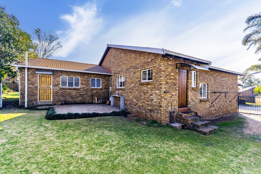3 Bedroom Property for Sale in Moreleta Park Gauteng