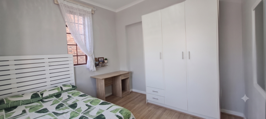 To Let 3 Bedroom Property for Rent in Maraisburg Gauteng
